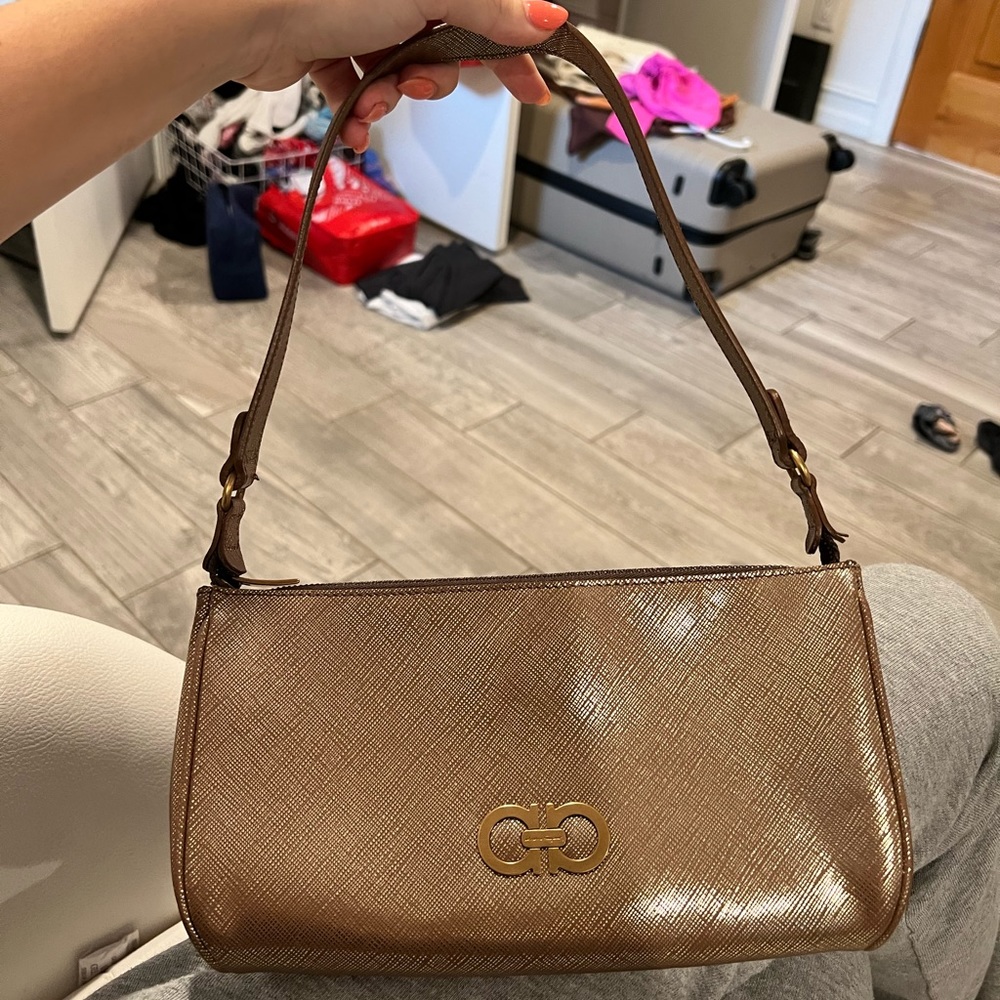 Ferragamo shoulder bag